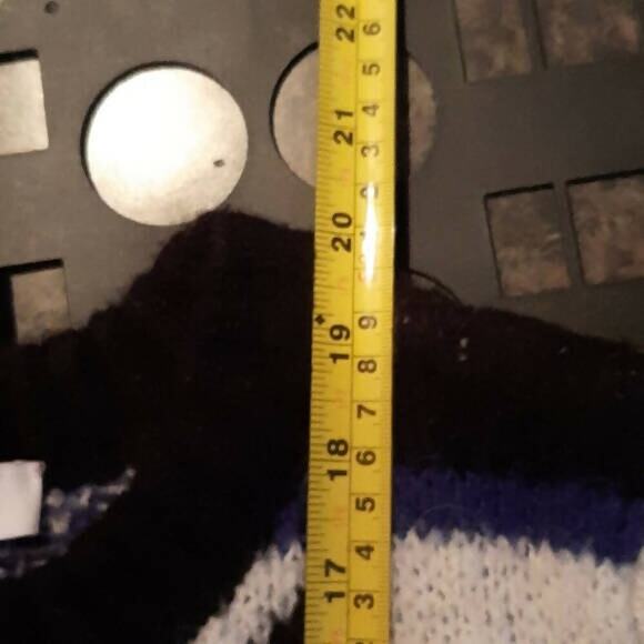 Hunter Bell Jasmine Cropped Wool Blend Sweater - Picture 9 of 10